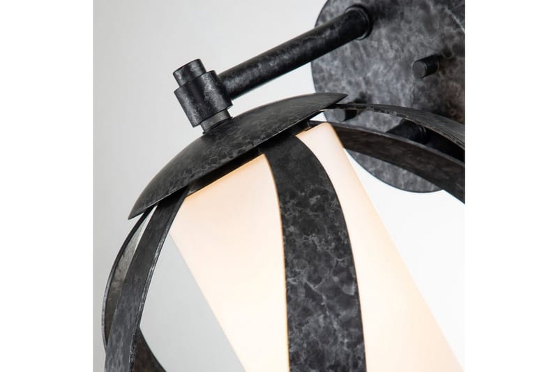 Utendørs vegglampe Quoizel Smie - Belysning - Utendørsbelysning - Fasadebelysning & vegglykter