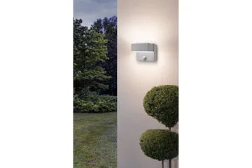 Vegglampe Utendørs Eglo Azzinano med Sensor - Sølv/Hvit - Belysning - Utendørsbelysning - Fasadebelysning & vegglykter