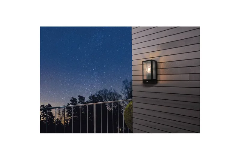 Vegglampe Utendørsbelysning Eglo Alamonte med Sensor - Svart/Hvit - Belysning - Utendørsbelysning - Fasadebelysning & vegglykter