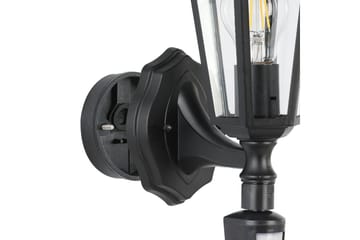 Vegglampe utendørsbelysning Eglo Laterna 4 med sensor - Svart - Belysning - Utendørsbelysning - Fasadebelysning & vegglykter