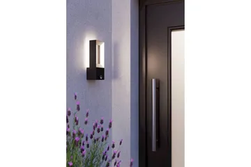 Vegglampe Utendørsbelysning Eglo Riforano med Sensor - Svart - Belysning - Utendørsbelysning - Fasadebelysning & vegglykter