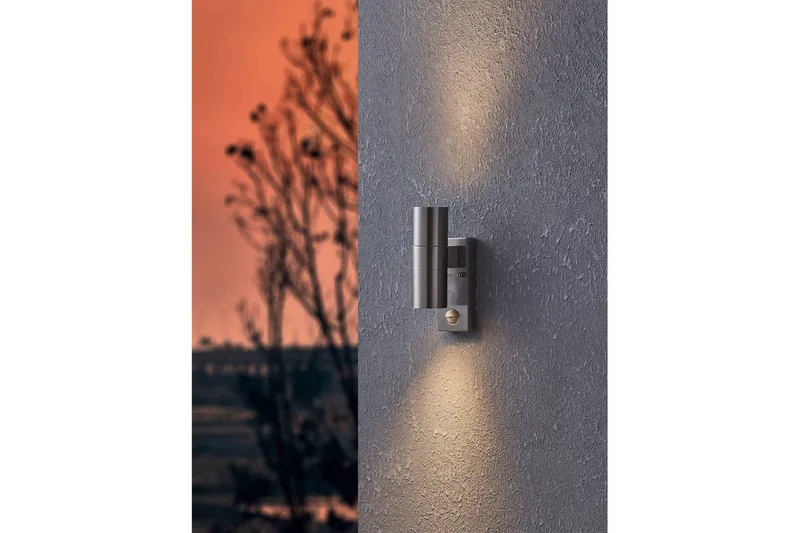 Vegglampe utendørsbelysning Eglo Riga 5 med 2 lamper og sensor rustfritt stål klar - Sølv - Belysning - Utendørsbelysning - Fasadebelysning & vegglykter
