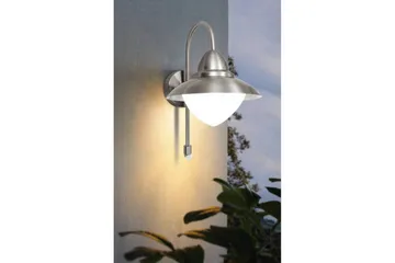 Vegglampe utendørsbelysning Eglo Sidney med sensor - Hvit - Belysning - Utendørsbelysning - Fasadebelysning & vegglykter