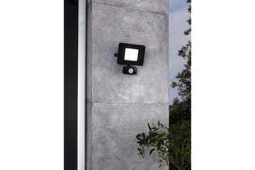 Veggstrålkaster Utendørs Eglo Faedo 3 med Sensor 20W, Svart - Svart - Belysning - Utendørsbelysning - Fasadebelysning & vegglykter