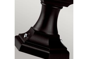 Sokkellykt Elstead Lighting Kerry - Belysning - Utendørsbelysning - Stolpelykt & portlykt