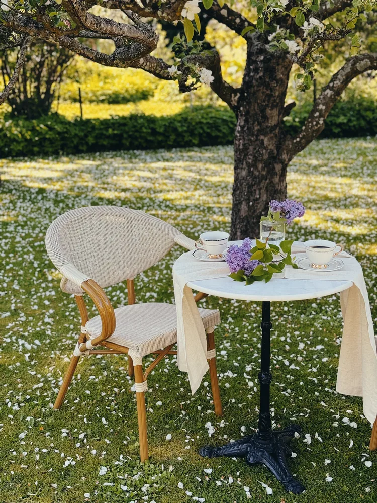 Bord Hillerstorp Glimminge Ø60 cm - Svart - Hagemøbler & utemiljø - Balkong & terrasse - Balkongmøbler - Balkongbord