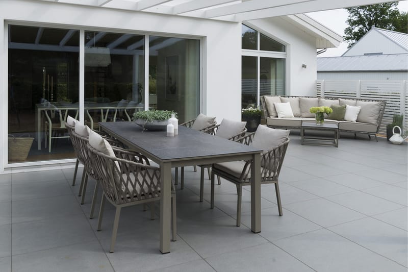 Hillerstorp Jet Set Spisebord 90 cm Beige - Beige - Hagemøbler & utemiljø - Hagebord - Spisebord ute