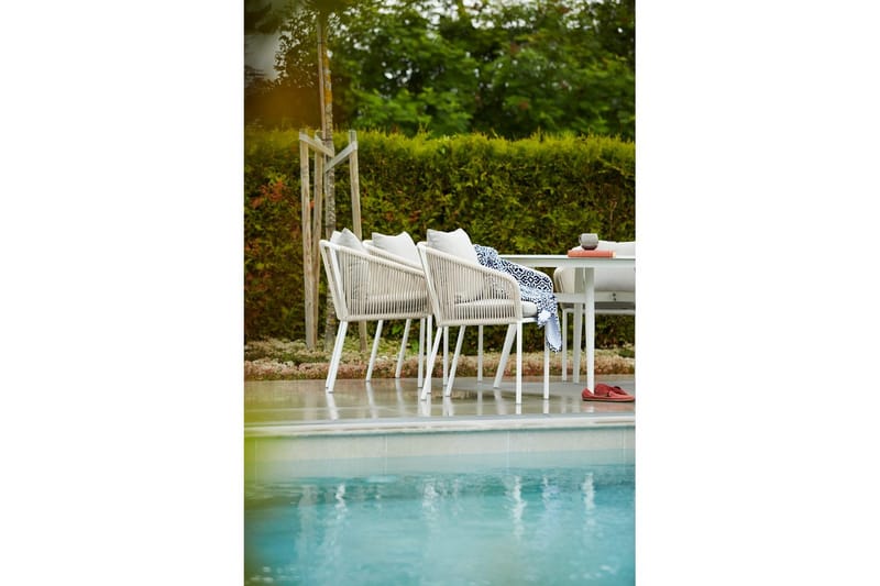 Bord Hillerstorp Oxhult Ø145 cm Hvit - Hvit - Hagemøbler & utemiljø - Hagebord - Spisebord ute