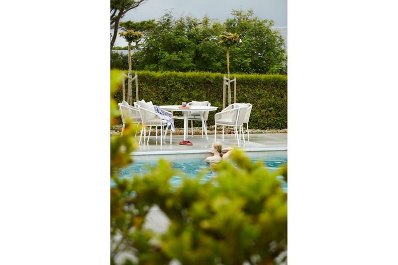 Bord Hillerstorp Oxhult Ø145 cm Hvit - Hvit - Hagemøbler & utemiljø - Hagebord - Spisebord ute