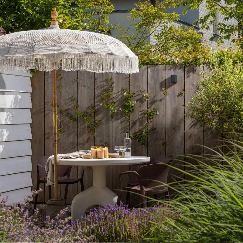 Bord Luno 120 cm rundt utendørs - Natur - Hagemøbler & utemiljø - Hagebord - Spisebord ute