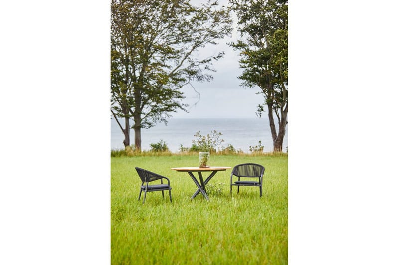 Hillerstorp Ekeryd utebord Ø110 cm - Hagemøbler & utemiljø - Hagebord - Spisebord ute