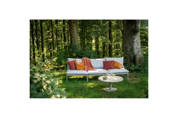 Hillerstorp Näsby sofabord utendørs Ø80 cm sand - Sand - Hagemøbler & utemiljø - Hagebord - Loungebord & Sofabord utendørs