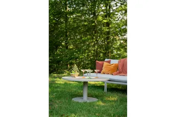 Hillerstorp Näsby sofabord utendørs Ø80 cm sand - Sand - Hagemøbler & utemiljø - Hagebord - Loungebord & Sofabord utendørs