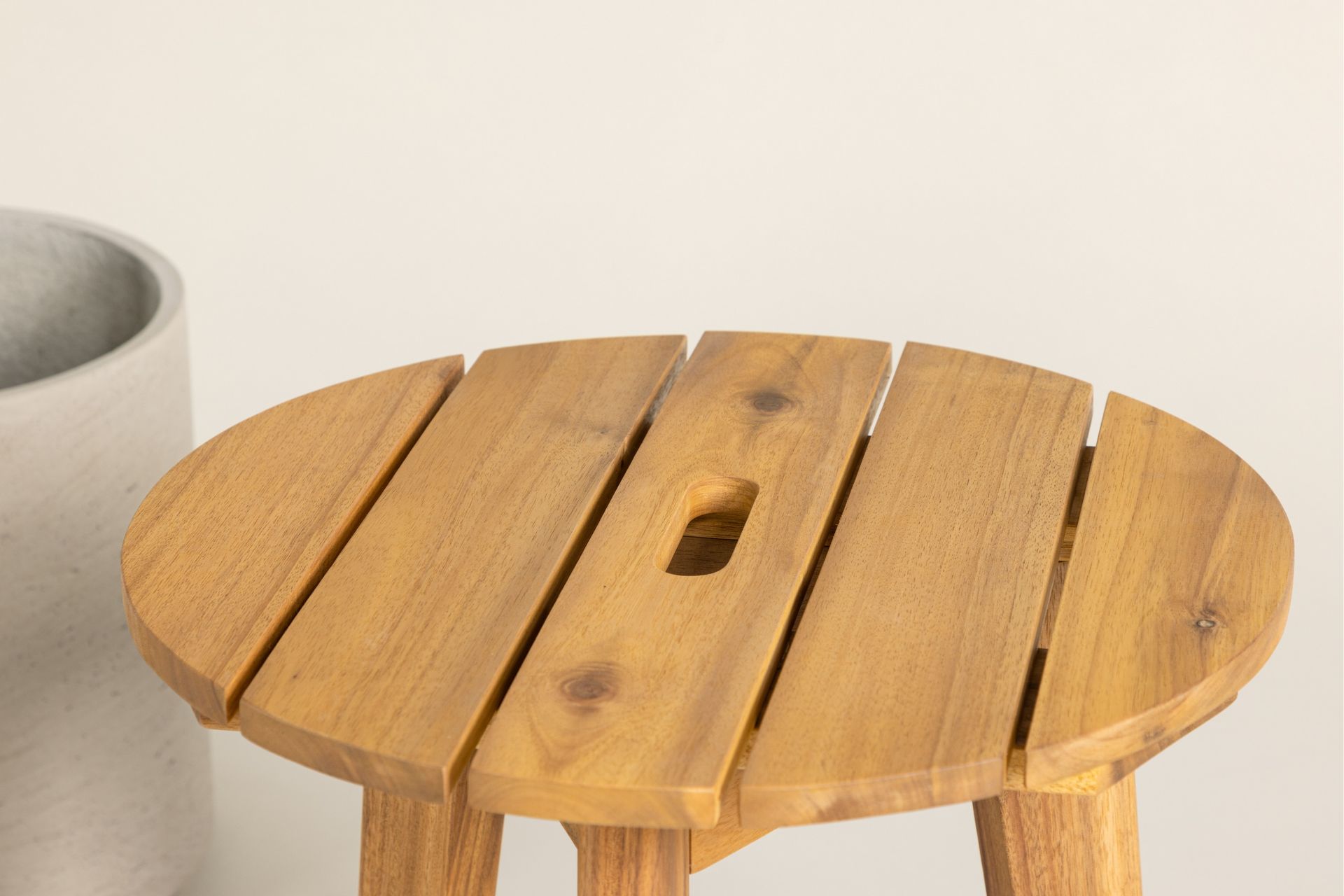 Chania Sidebord 40 cm Rundt - Brun - Hagemøbler & utemiljø - Hagebord - Sidebord utendørs