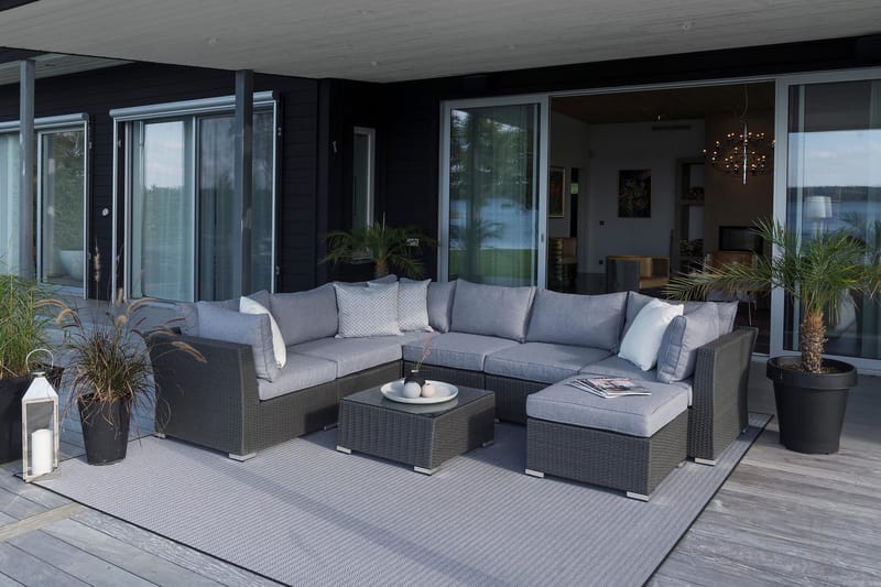 Hillerstorp Madison sofabord og loungebord utendørs 64 cm kunstrattan glass - Svart - Hagemøbler & utemiljø - Hagebord - Loungebord & Sofabord utendørs