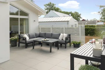 Hillerstorp Stoltö spisebord og sofabord utendørs 120 cm furu tre - Svart - Hagemøbler & utemiljø - Hagebord - Loungebord & Sofabord utendørs