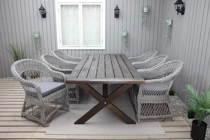 Hains Fasta Spisebord 220 cm - Brun - Hagemøbler & utemiljø - Hagebord - Spisebord ute