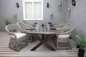 Hains Fasta Spisebord 220 cm - Brun - Hagemøbler & utemiljø - Hagebord - Spisebord ute