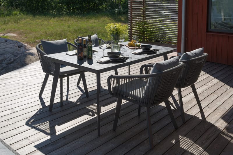 Hillerstorp Hunneslätt utebord 90x150 cm - Svart|grå - Hagemøbler & utemiljø - Hagebord - Spisebord ute