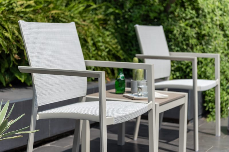 Urbanite Utesidebord 50×50 cm - Lys Grå - Hagemøbler & utemiljø - Hagebord - Sidebord utendørs