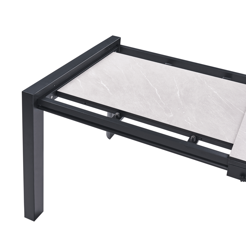 Uttrekkbart spisebord utendørs Binasco 160/220 cm - Beige/svart - Hagemøbler & utemiljø - Hagebord - Spisebord ute