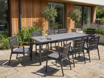 Uttrekkbart spisebord utendørs Binasco 90x160/220 cm - Grå/Svart - Hagemøbler & utemiljø - Hagebord - Spisebord ute