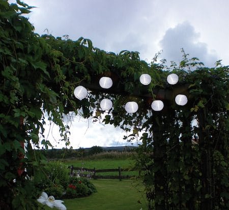Festival solcellelyslenke - hvit - Hagemøbler & utemiljø - Hagedekorasjon & utemiljø - Hagebelysning