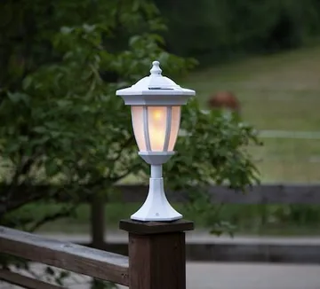 Flame solcellelampe 63 cm - hvit - Hagemøbler & utemiljø - Hagedekorasjon & utemiljø - Hagebelysning