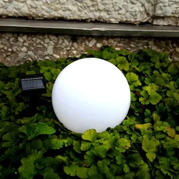 Globus solcelledekorasjon 20 cm - hvit og svart - Hagemøbler & utemiljø - Hagedekorasjon & utemiljø - Hagebelysning