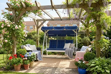 Landet Hammock Gyngesofa med tak i akasie tre inkludert puter 195x125x159 - Hvit - Hagemøbler & utemiljø - Utesofa - Hammock