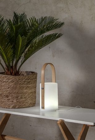 Lisa Lykt 12 cm - hvit og naturfarget - Hagemøbler & utemiljø - Hagedekorasjon & utemiljø - Hagefigurer & hagepynt - Utelykt