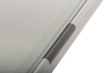 Monaco solseng med justerbar rygg i aluminium, hvit tekstil - Hvit - Hagemøbler & utemiljø - Stoler & Lenestoler - Solsenger & solvogner