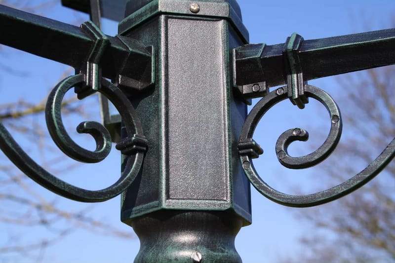 Preston Hage Lysstolpe 215 cm (mørk grønn) - Grønn - Hagebelysning - Markbelysning