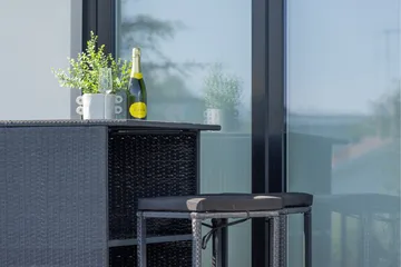 Knock Balkonggruppe 2-seter - Svart - Hagemøbler & utemiljø - Hagegruppe - Cafemøbler & cafesett