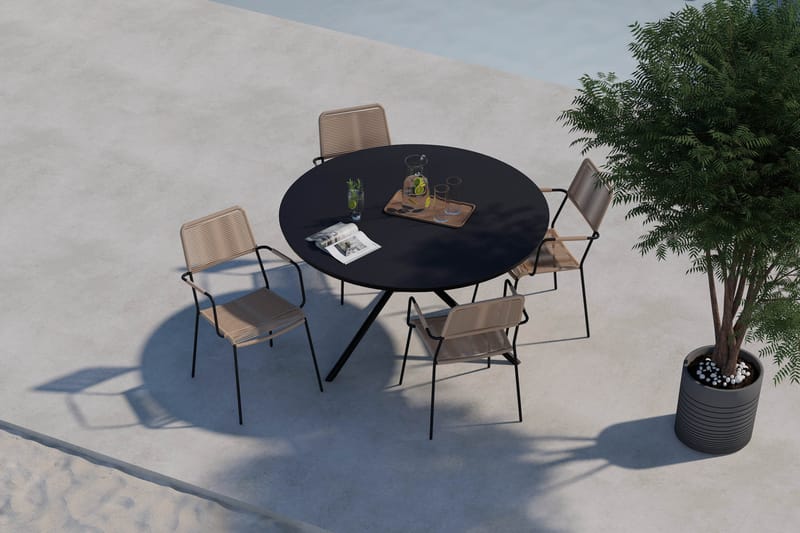 Alex Rundt Spisebord 140 cm med 4 Lindos Spisestoler - Svart - Hagemøbler & utemiljø - Hagegruppe - Spisegrupper hage