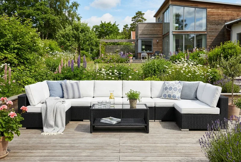 Bahamas U-formet utendørs loungegruppe med åpen avslutning, 8-seters med bord og hylle - Svart - Hagemøbler & utemiljø - Loungemøbler - Loungegrupper
