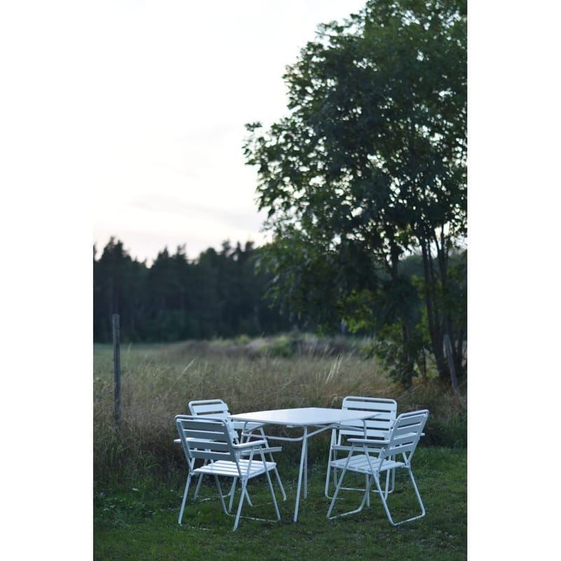 Bordgruppe Varax Retro 403 + 4 stk 305 Hvit - Hvit - Hagemøbler & utemiljø - Hagegruppe - Cafemøbler & cafesett