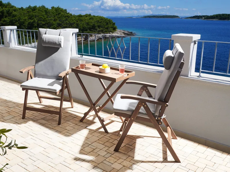 Caféssett utendørs Amantea Premium akasietre - Brun/Lysegrå - Hagemøbler & utemiljø - Hagegruppe - Cafemøbler & cafesett