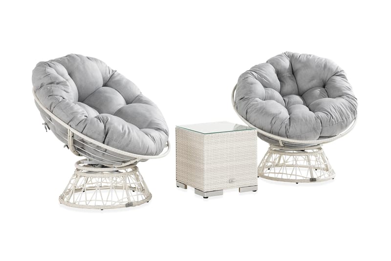 Caféset Cozy + 2 Cozy Lenestoler - Hvit|Kunstrotting - Hagemøbler & utemiljø - Hagegruppe - Cafemøbler & cafesett