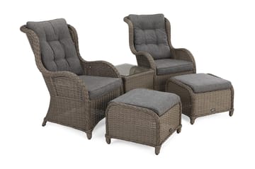 Marcus Cafésett med 2 Ørelapplenestoler m Fotskammel + Pute - Grå - Hagemøbler & utemiljø - Hagegruppe - Cafemøbler & cafesett