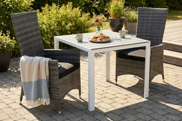 Tunis Spisegruppe 90+2 Jenny Regulerbare Stoler+Puter - Hvit/Grå/Svart - Hagemøbler & utemiljø - Hagegruppe - Cafemøbler & cafesett
