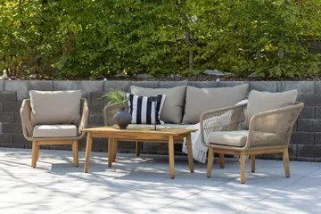 Chania sofagruppe 2-seters sofa + 2 lenestoler med bord utendørs - Brun - Hagemøbler & utemiljø - Hagegruppe - Sofagruppe utendørs