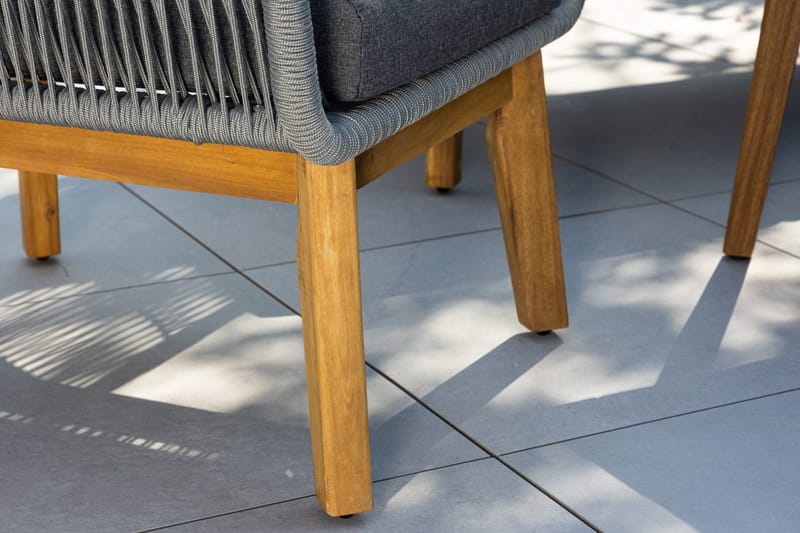 Chania sofagruppe 2-seters sofa + 2 lenestoler med bord utendørs - Grå, natur - Hagemøbler & utemiljø - Hagegruppe - Sofagruppe utendørs