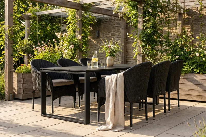 Devon utendørs spisegruppe 210x100 cm med 6 Thor lenestoler - Svart - Hagemøbler & utemiljø - Hagegruppe - Spisegrupper hage