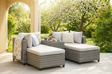 Dramilo loungegruppe i kunstrotting med bord og puter - Beige - Hagemøbler & utemiljø - Hagegruppe - Sofagruppe utendørs