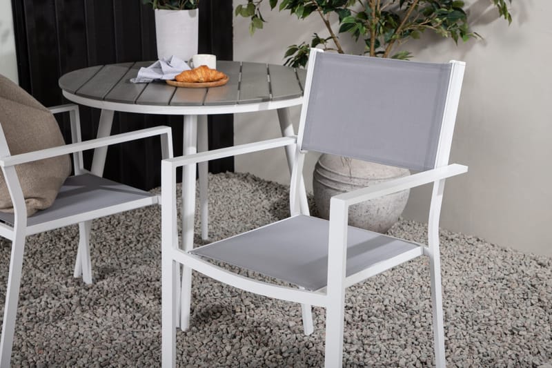 Break Spisegruppe Rund 70 cm+2 Copacabana Stablebare Stoler - Hvit - Hagemøbler & utemiljø - Hagegruppe - Spisegrupper hage