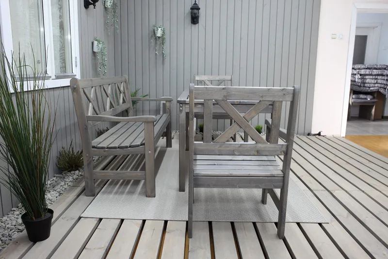Olivo Spisegruppe + 2 Stoler + Benk - Grå - Hagemøbler & utemiljø - Hagegruppe - Spisegrupper hage