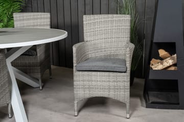 Parma Spisegruppe Rund Ø140cm + 4 Malin Karmstoler - Natur/Svart - Hagemøbler & utemiljø - Hagegruppe - Spisegrupper hage