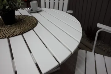 Vaxholm Spisegruppe Rund 100 cm + 4 Stoler Hvit - Hagemøbler & utemiljø - Hagegruppe - Spisegrupper hage