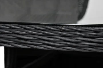 Marcus Spisegruppe 140 Rund + 4 Lenestoler m Pute - Svart - Hagemøbler & utemiljø - Hagegruppe - Spisegrupper hage